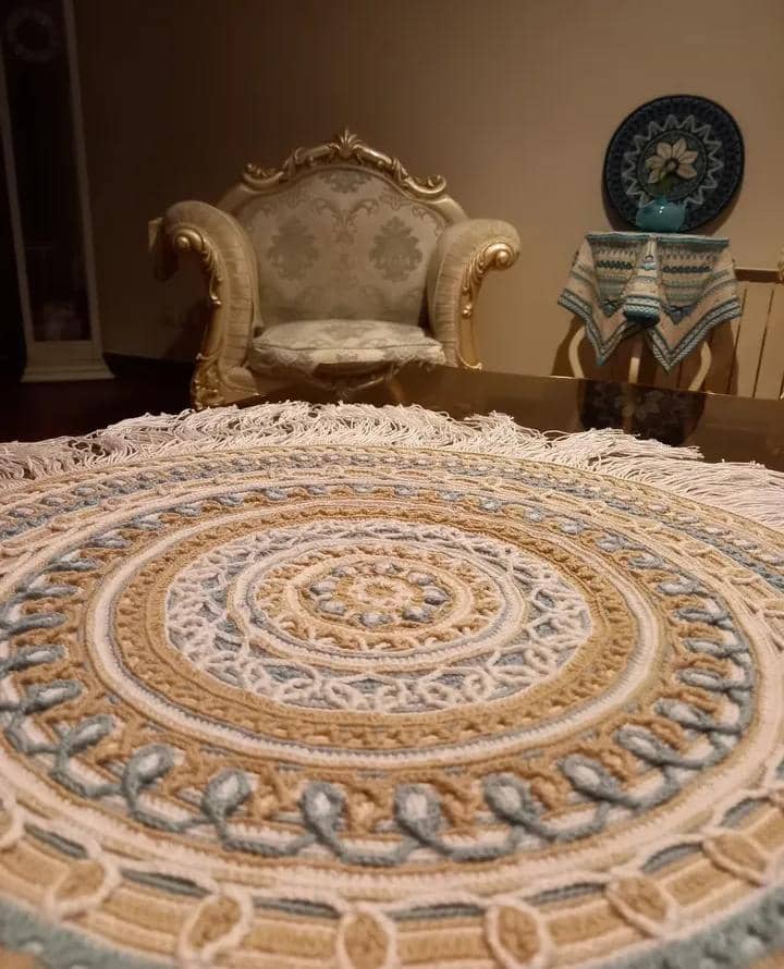 ست رومیزی و گلدان و دکور خانه